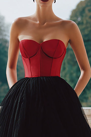 Zwart en rood strapless korset tule A lijn lange formele jurk